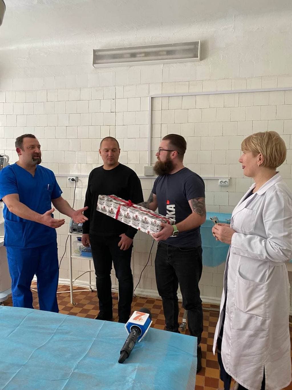 Фонд Добрі Серця за підтримки мережі супермаркетів Bulka маркет зібрав кошти на придбання інструментів для Обласної дитячої лікарні м. Хмельницький